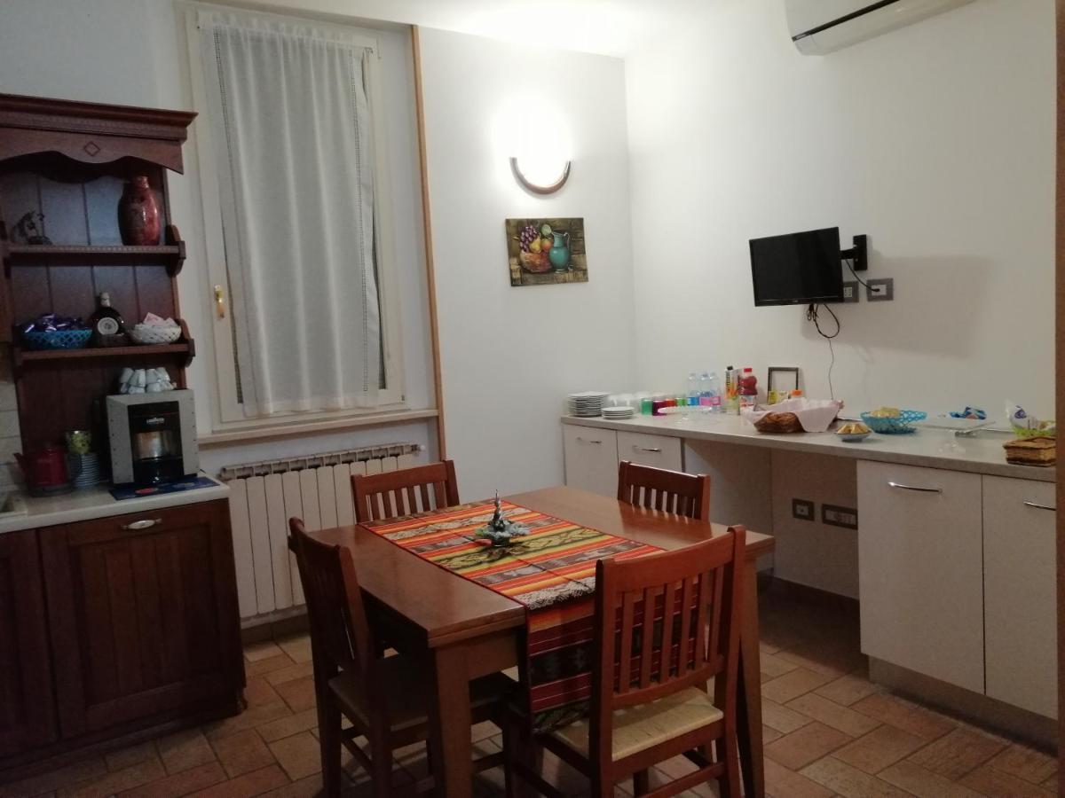 La Casa Della Nonna Bed and Breakfast Brisighella Eksteriør billede